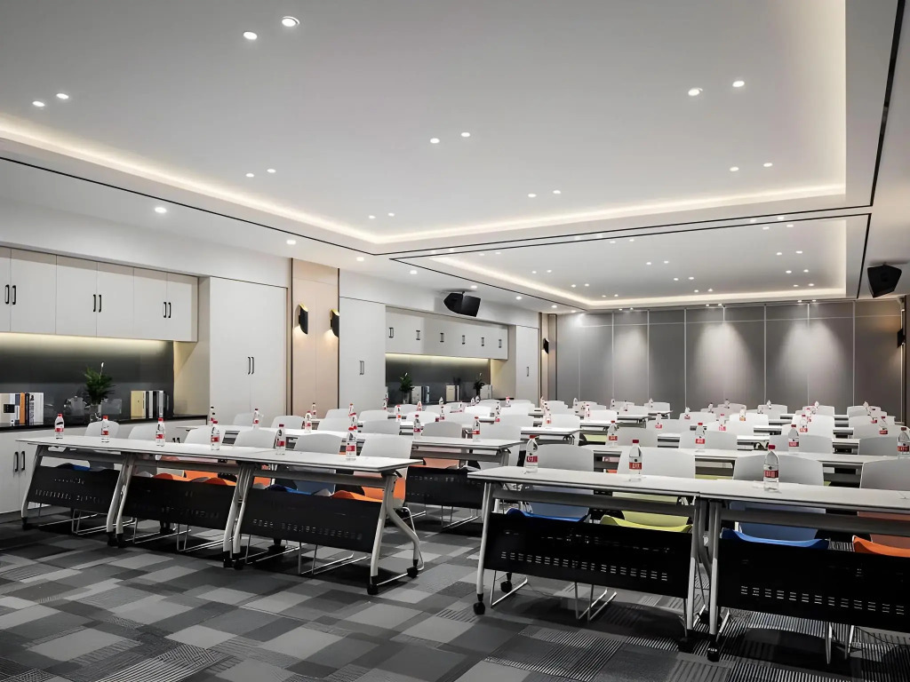 Campanile Hotel Wuhan Zhongnan Road Metro Station