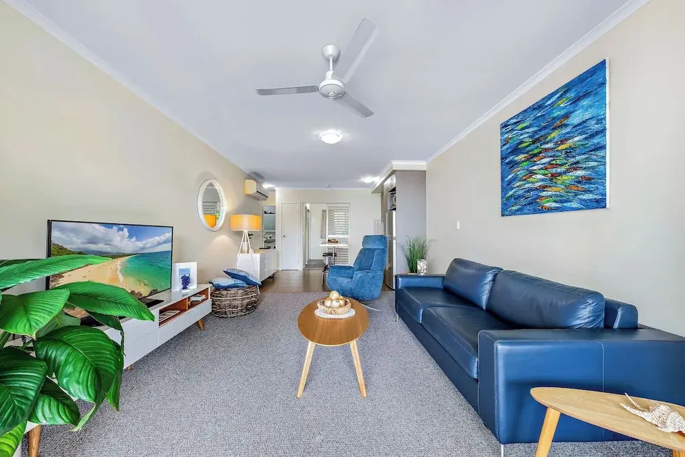Alpha 8 on Waterson - Airlie Beach