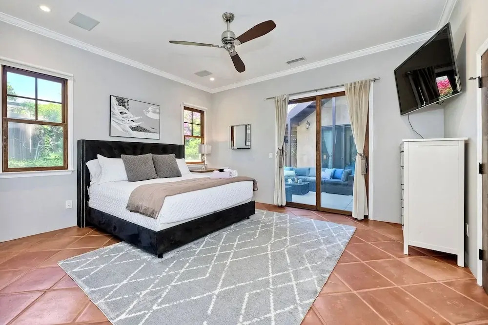 5194 Carlsbad Lower