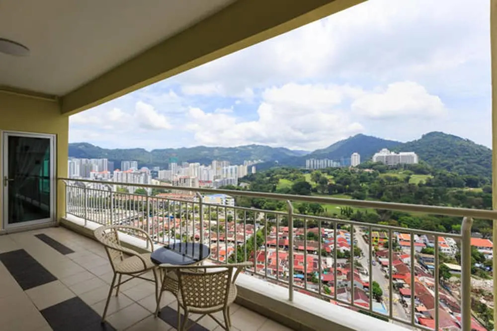 Sky Holiday Home - Golf View