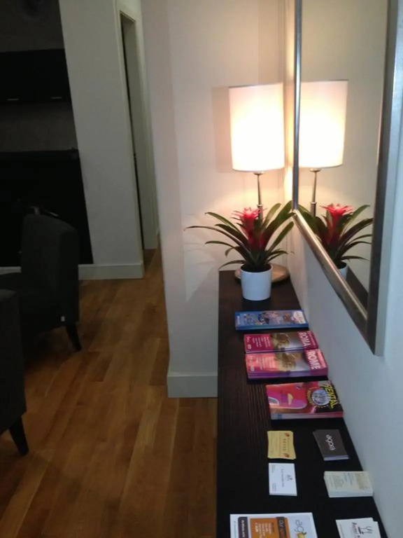 Rhome Terminal Guest House