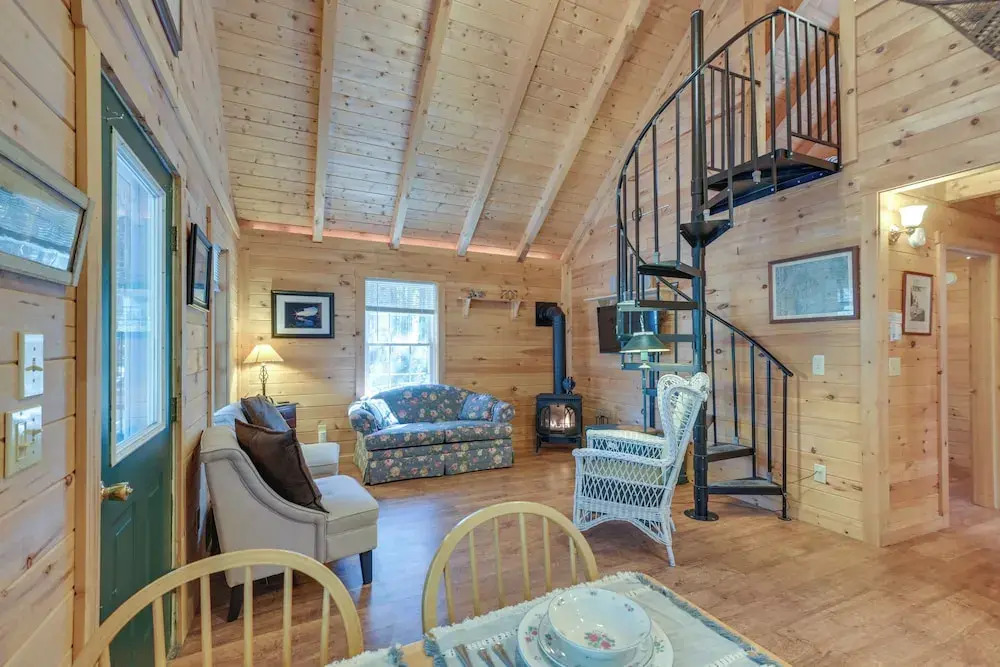 Maine Lodging Near Acadia National Park!