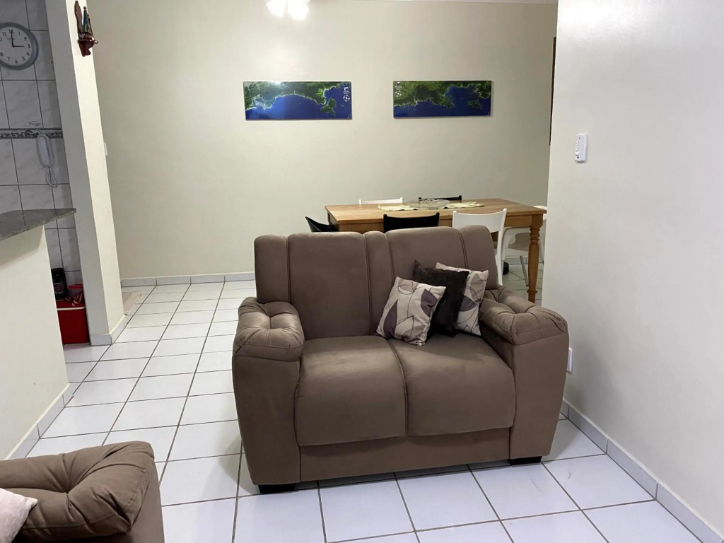 Apartamento ensolarado e confortável