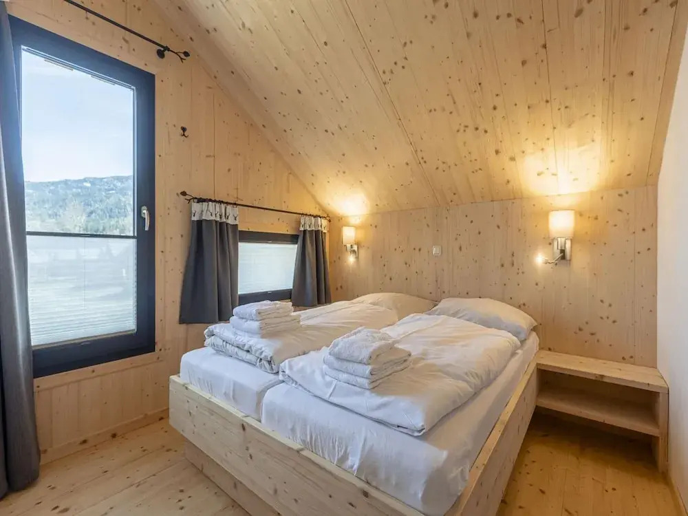 Chalet With Spacious Terrace