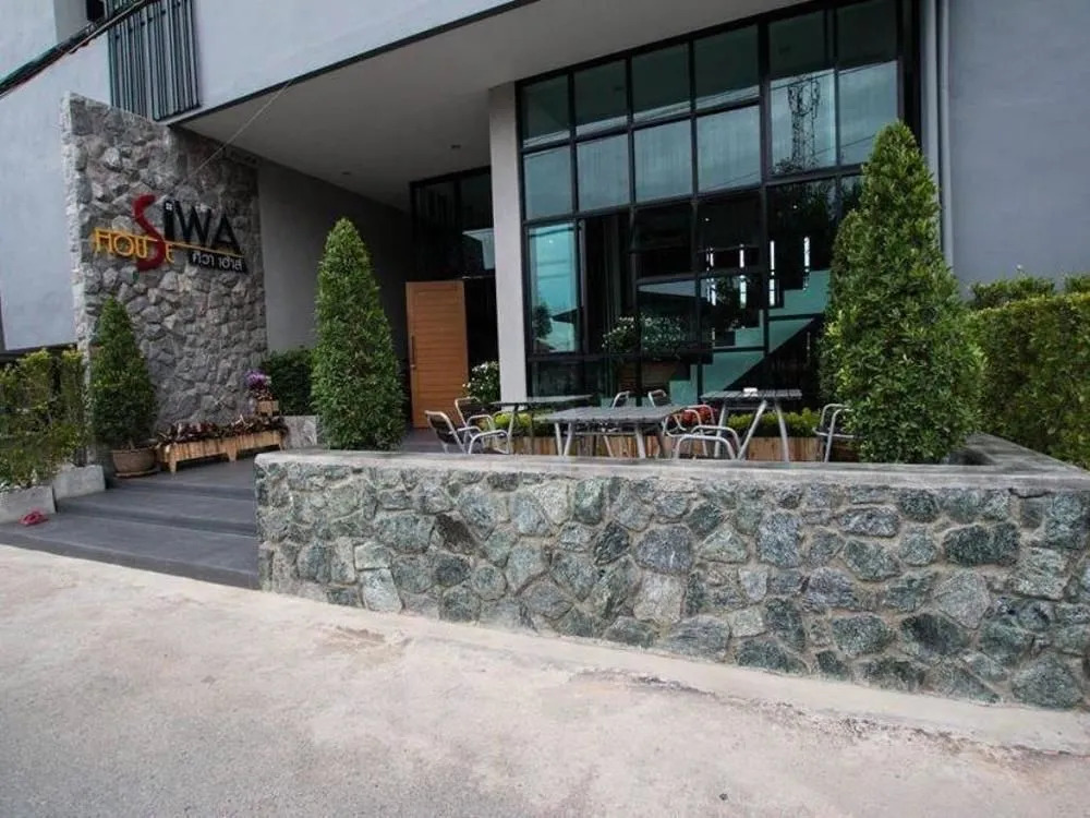 Nida Rooms Royal de Nongprue Hotel