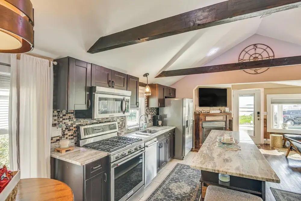 Walk to Beach: Water-view Abode in Portsmouth!