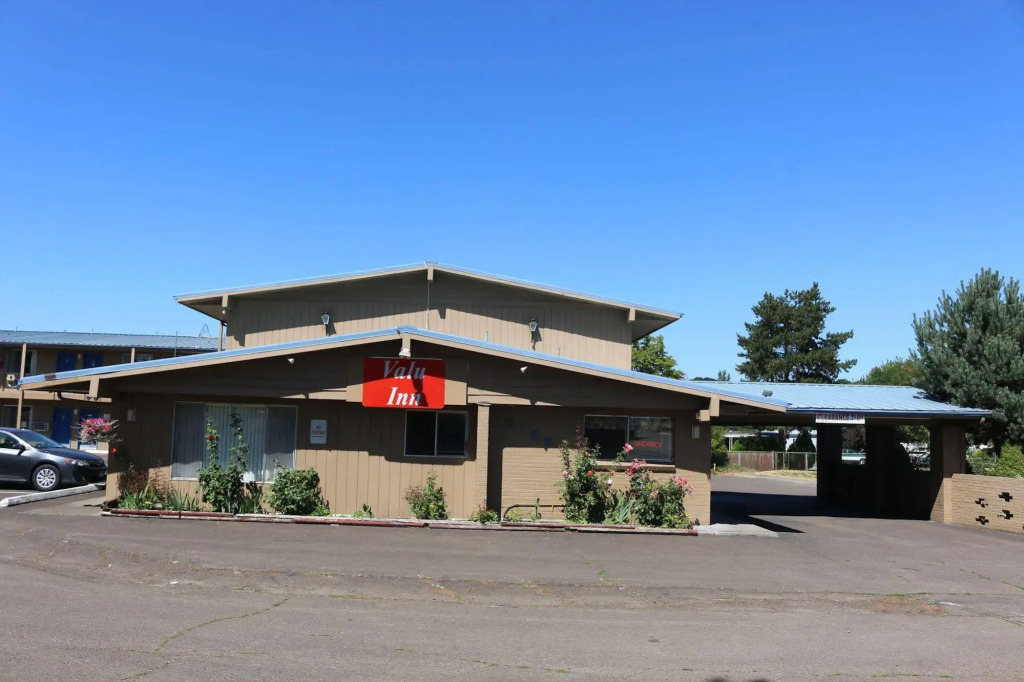 Studio 6 Suites - Albany, OR