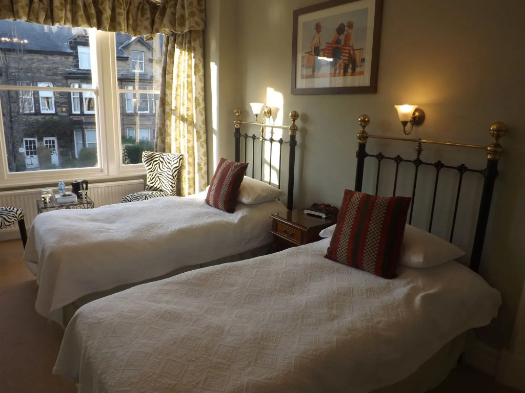 Wynnstay House
