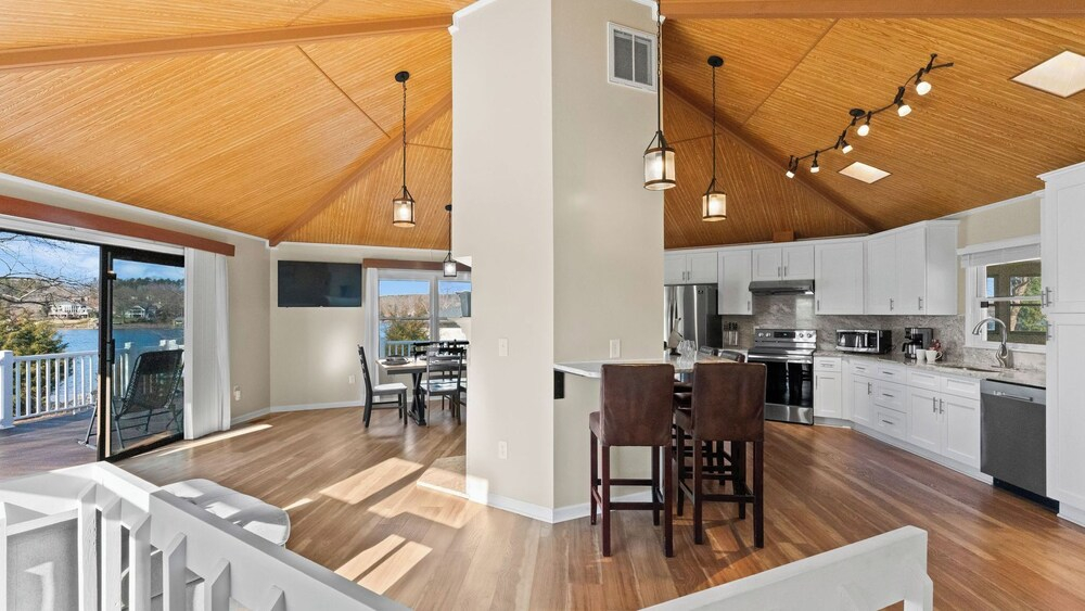 Pleasant Cove Waterfront Getaway With Fire Pit, Deck, and Lake Views