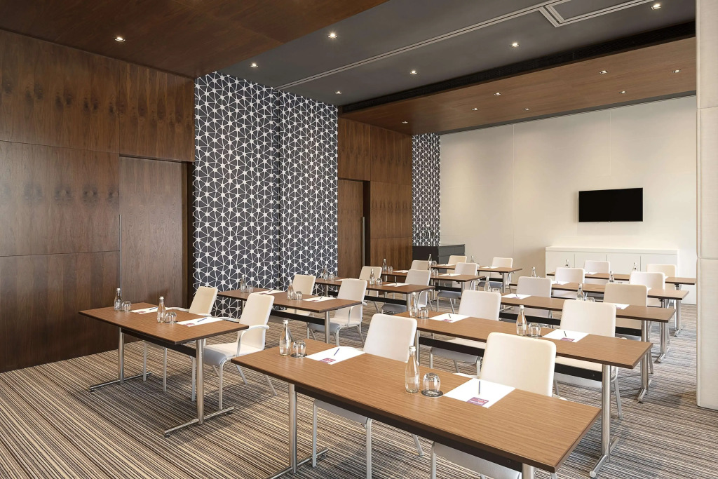 Hyatt Place Dubai Wasl District