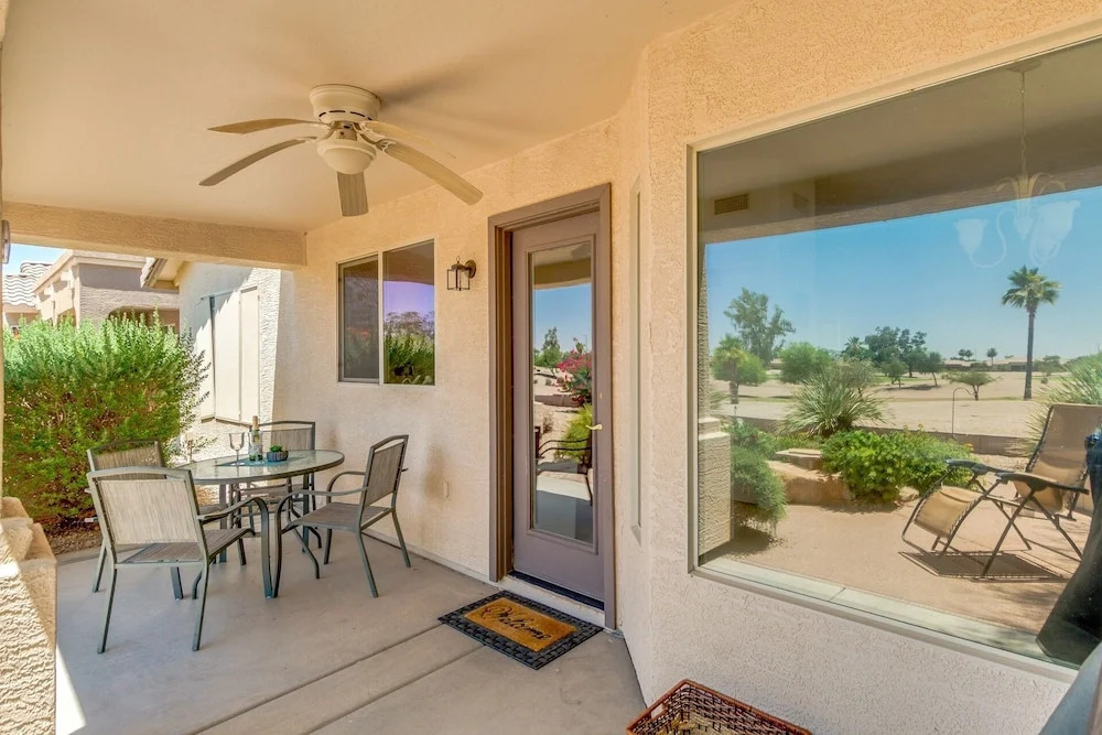 La Costa - 2 Br home by RedAwning