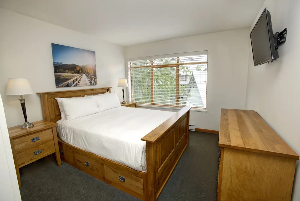 Stoney Creek Northstar by Whistler Premier