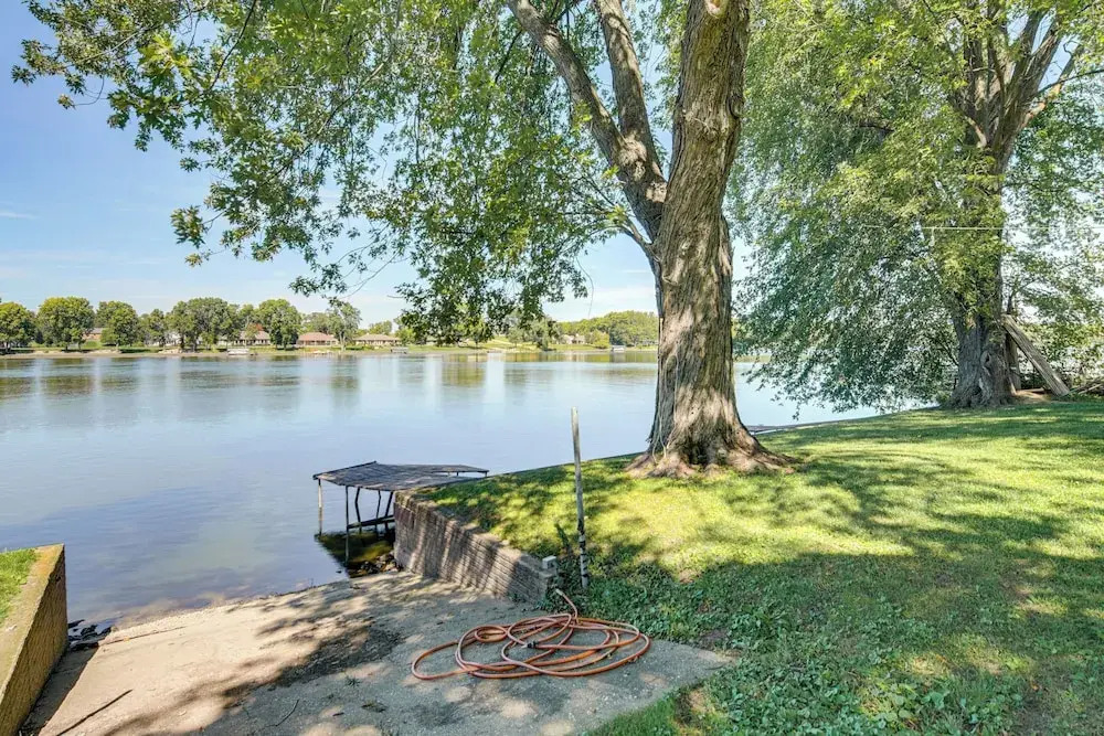 Riverfront Dixon, Illinois, Vacation Rental