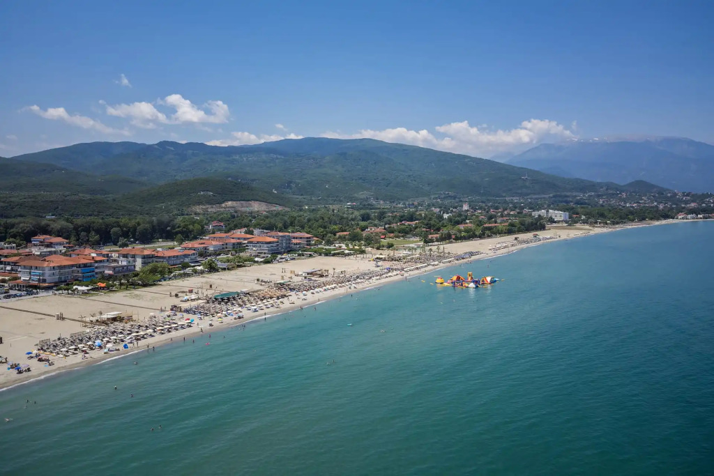 Agyra Seaview Hotel by Panel Hospitality