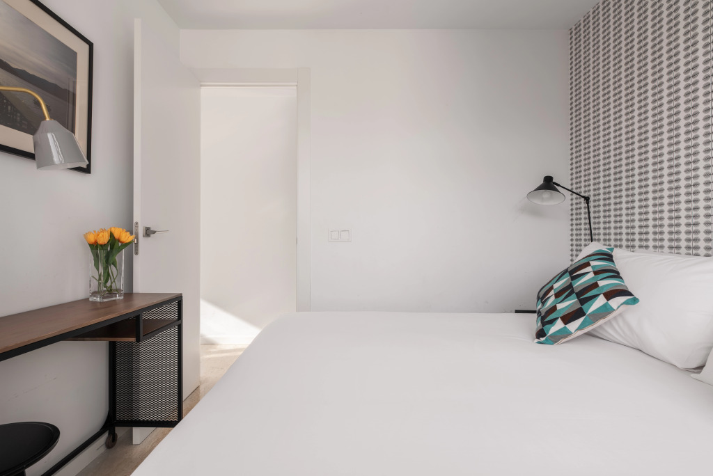 Suite The Way