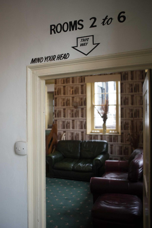 Village House Hotel - Inn