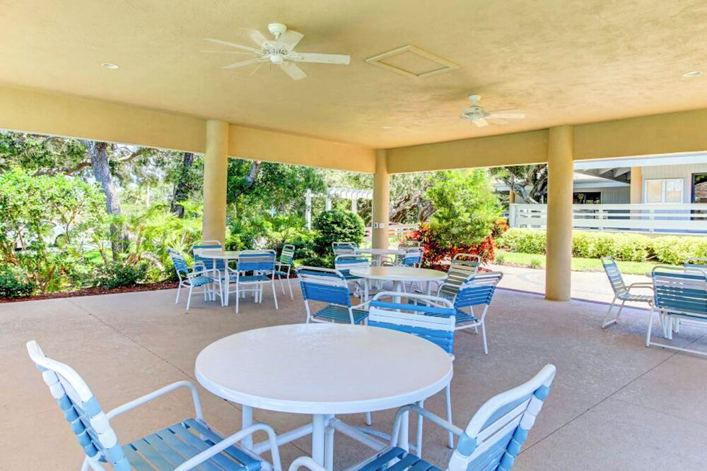 Sea Woods Villa 4412 - Villa at New Smyrna Beach