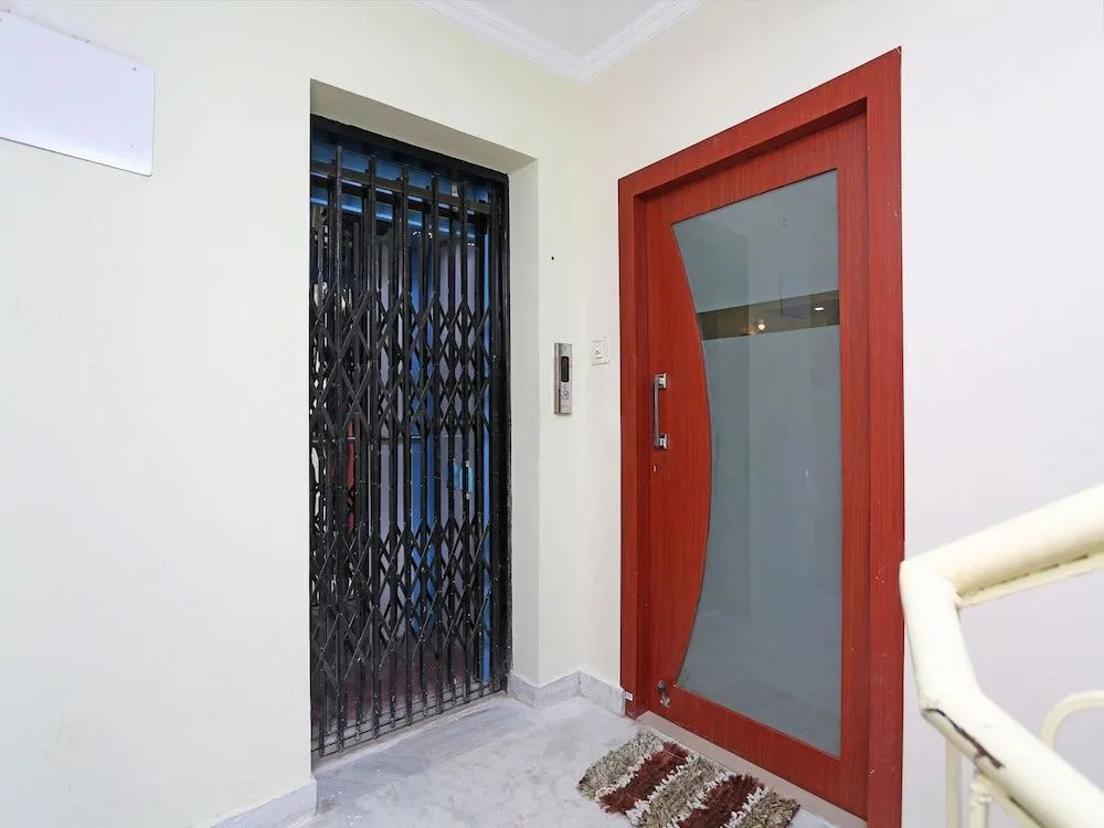 OYO 9209 Hotel Garden Villa