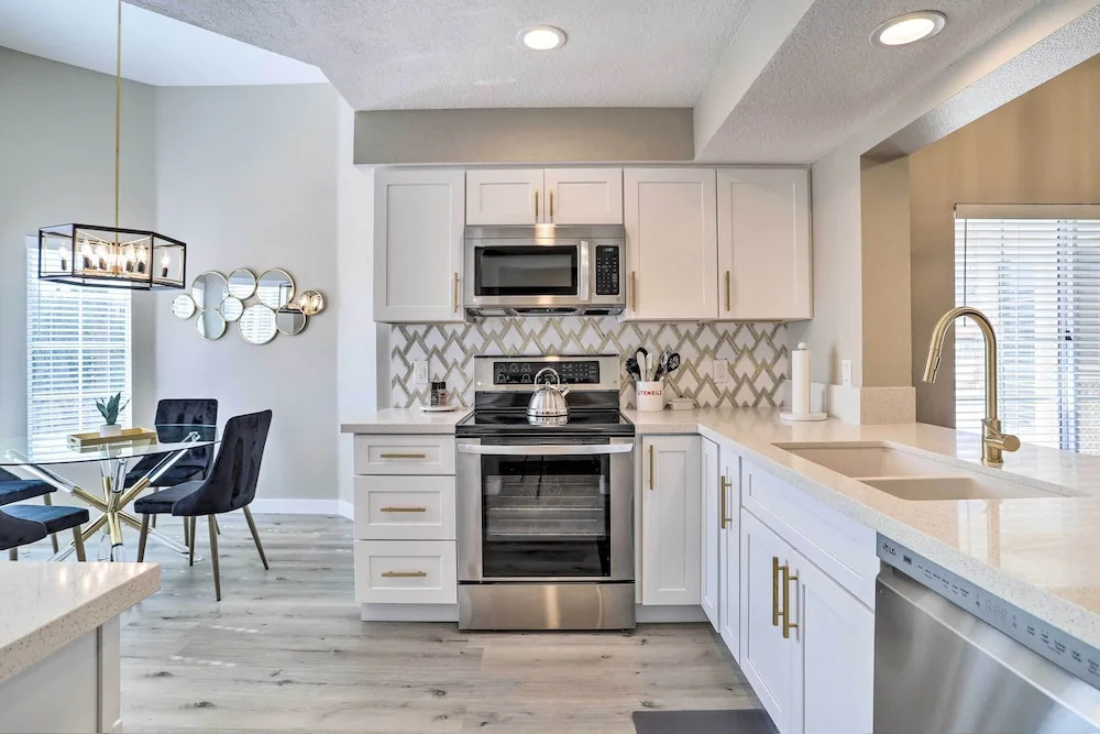 Chic Palm Desert Condo w/ Resort-style Amenities!