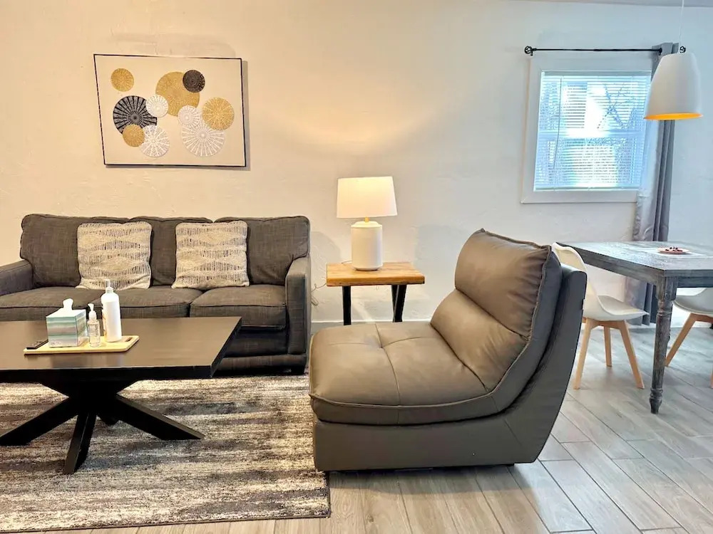 Fully-furnished Studio With Rustic Design 36B
