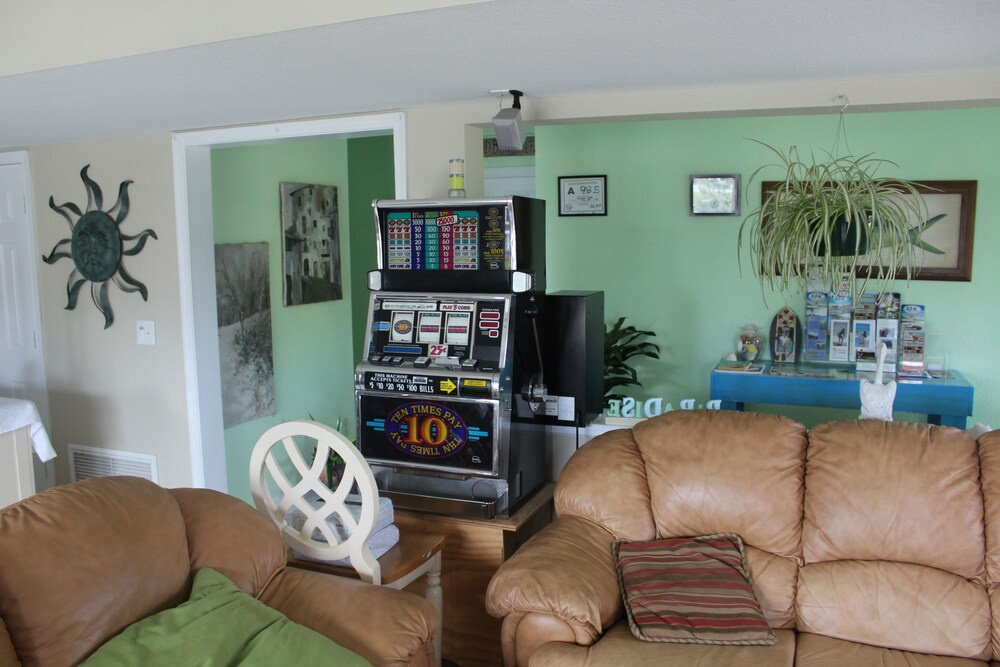Sandbar Bed & Breakfast