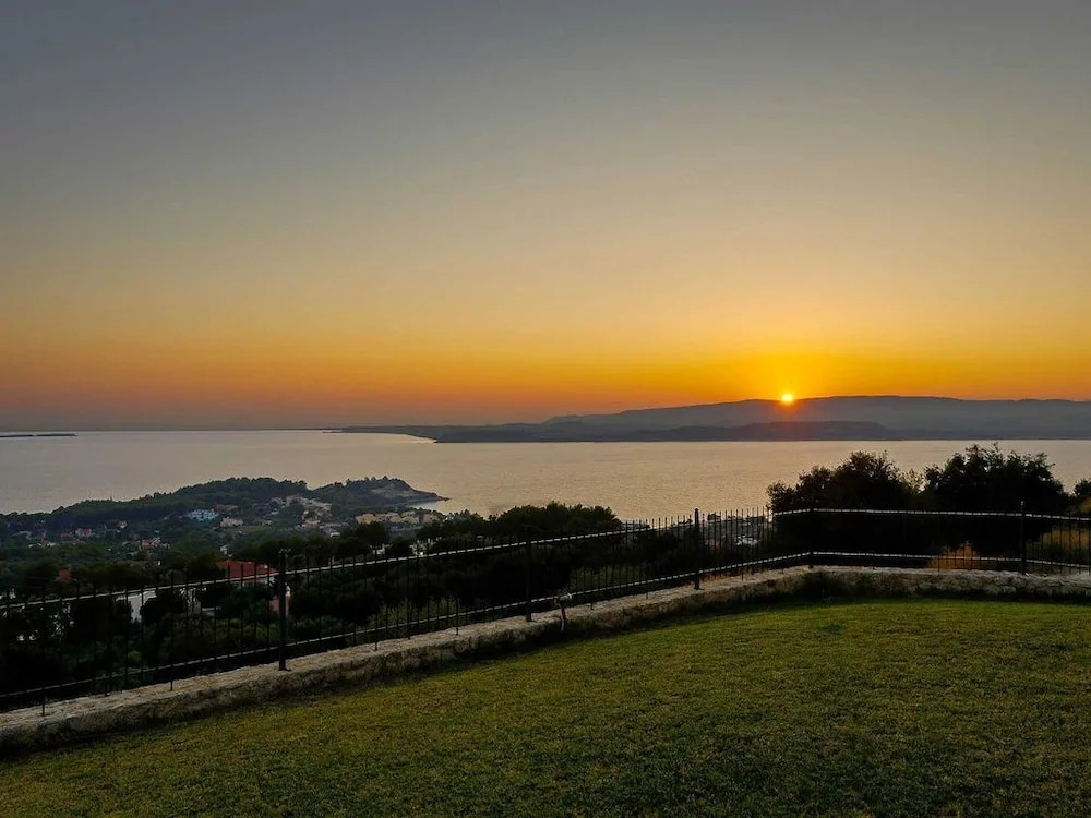 Villa Argostoli Bay