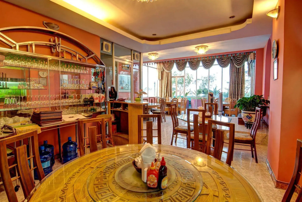 Evergreen Hotel