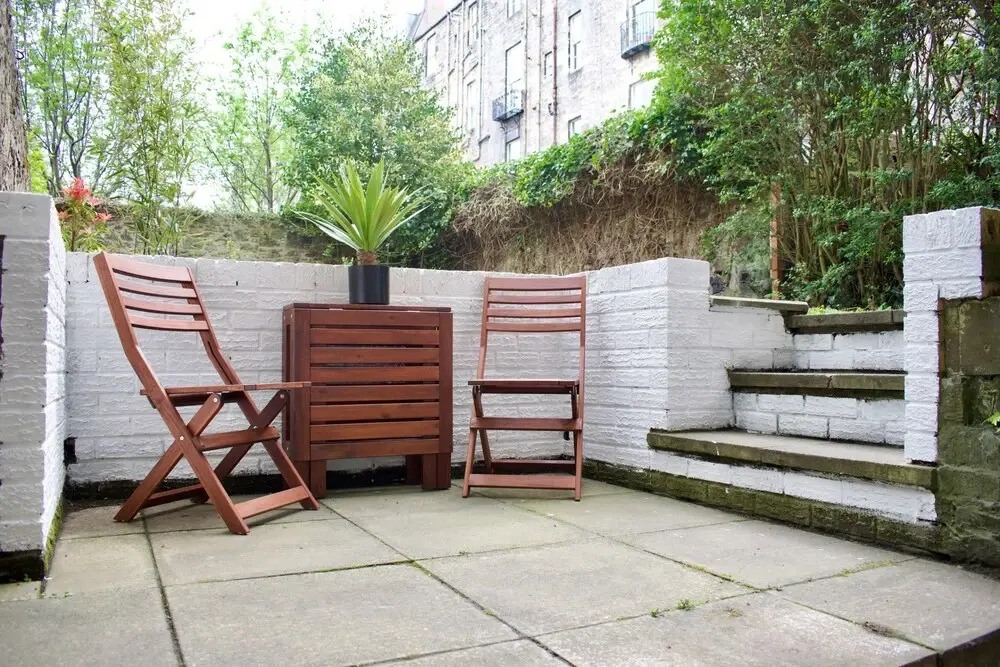 Central, Garden Flat, Sleeps 4, Perfect Location