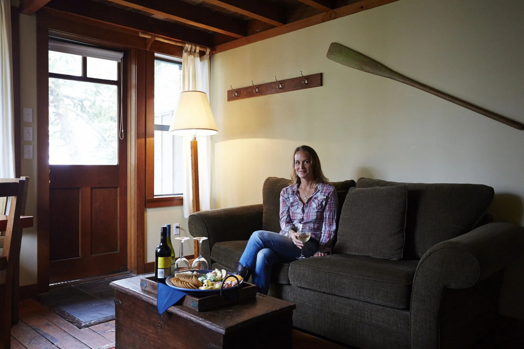 Middle Beach Lodge