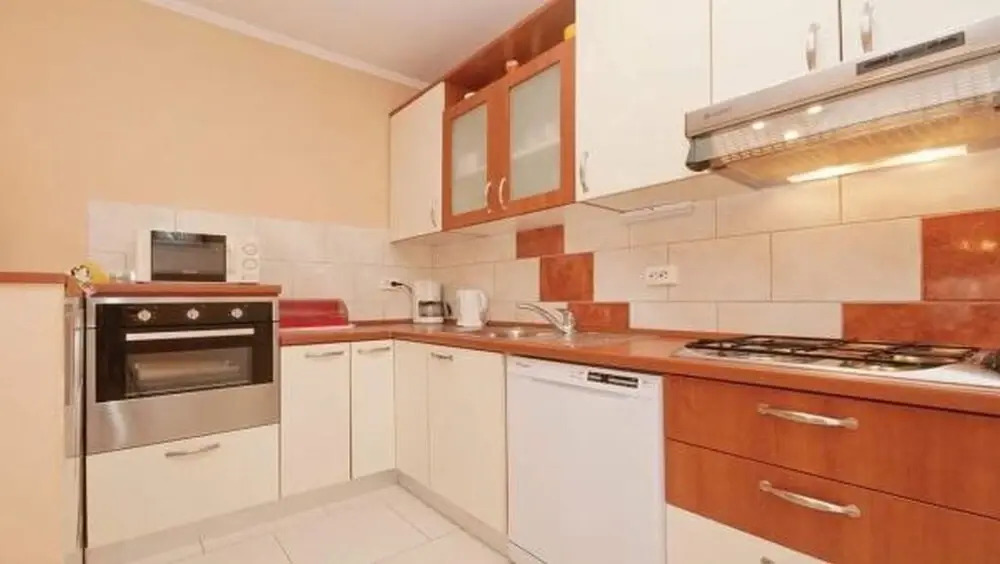 Beautiful Apartment Nora - near the beach