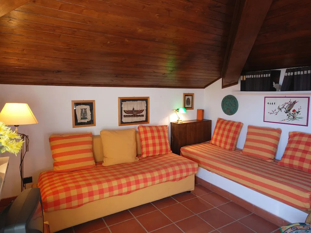 Quaint Holiday Home in Lerici With Fenced Garden