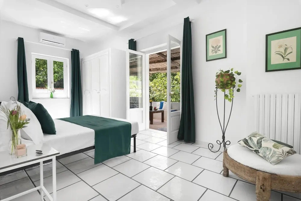 De Vivo Realty - Villa Gilù in Sorrento coast