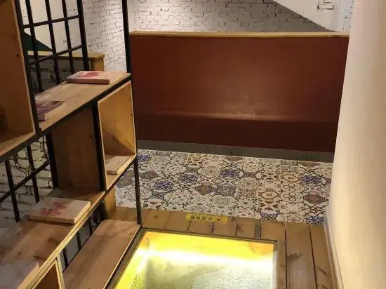 Wuxi Leisure Primary Color Inn