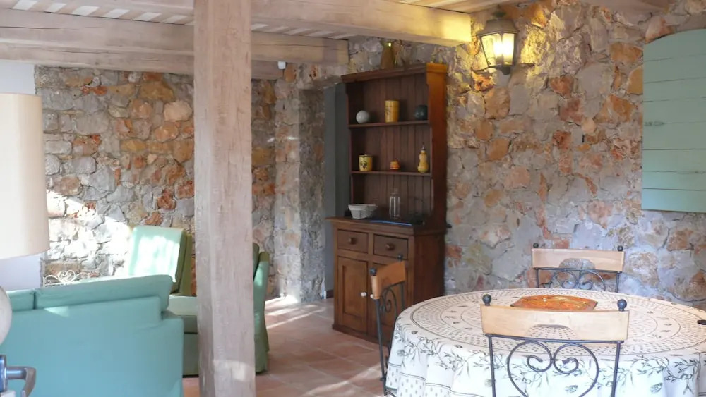 Les Bastides de lAuviduery