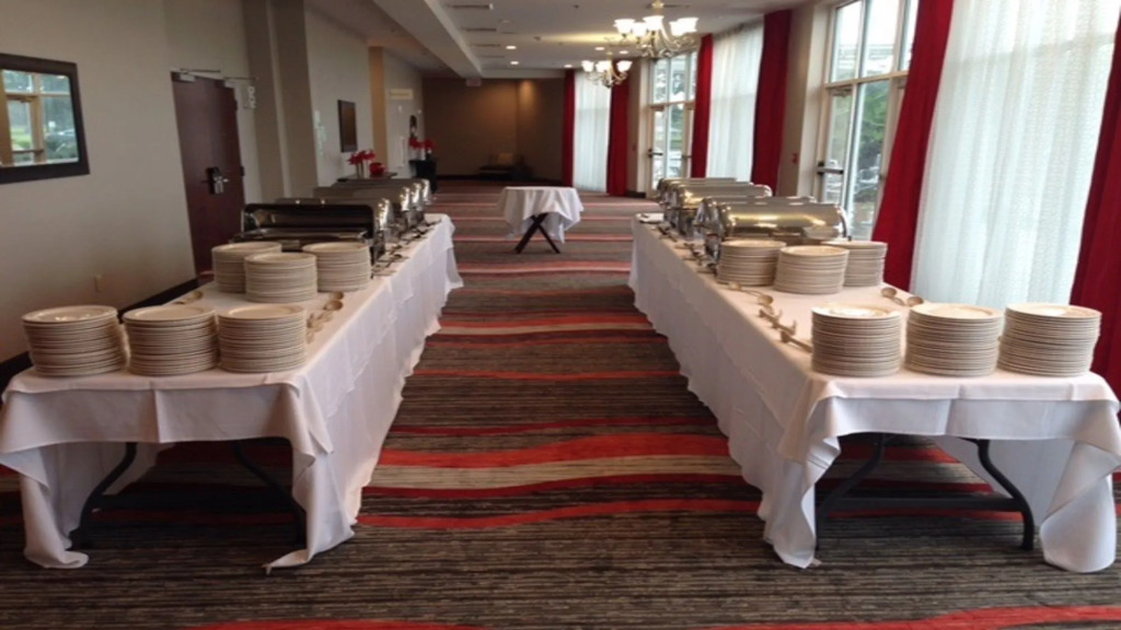 Holiday Inn & Suites Lafayette North by IHG