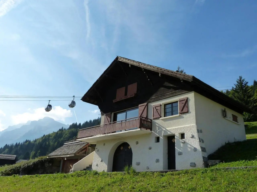 Chalet La Clusaz, 5 pièces, 8 personnes - FR-1-304-108
