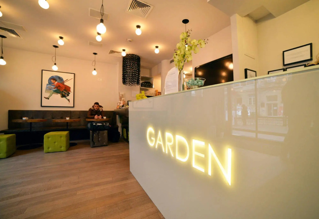 Garden Hotel