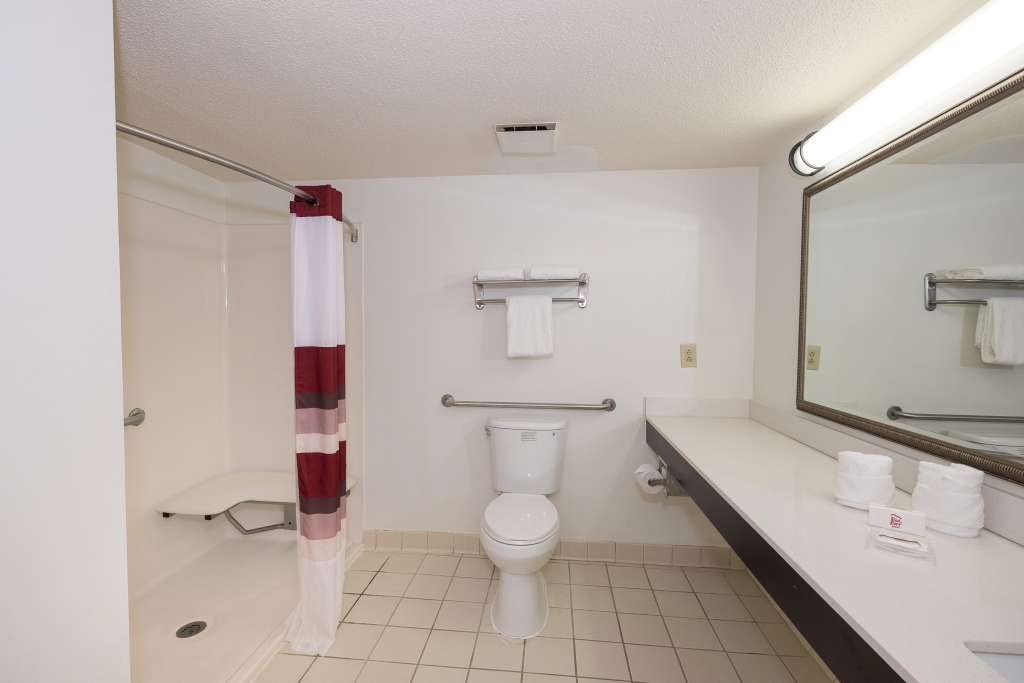 Red Roof Inn & Suites Stafford, VA - Quantico