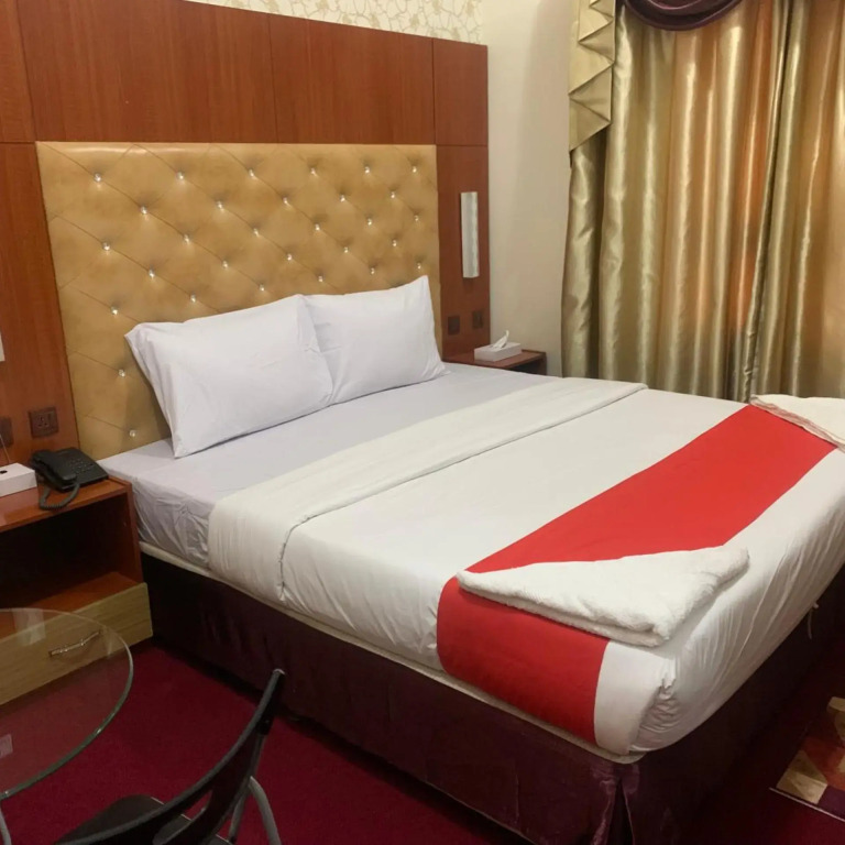 Parasol Hotel