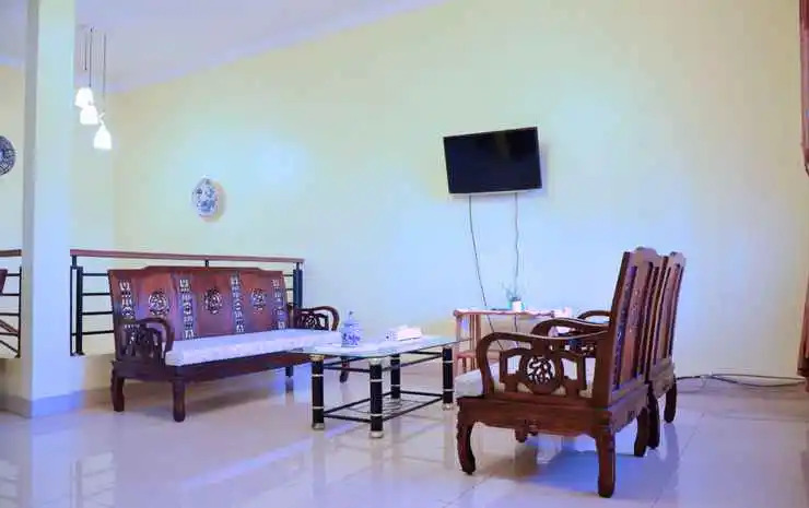 Rumah Kuning Bandung