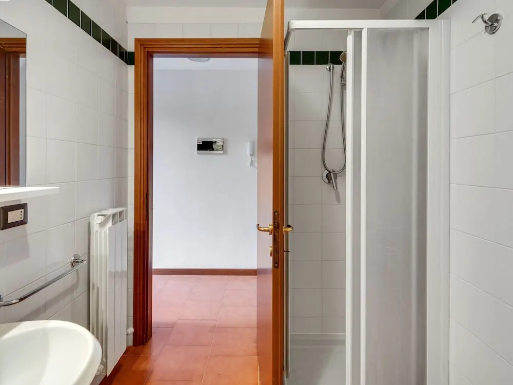 Beautiful Apartment With Scenery Near Lake Garda
