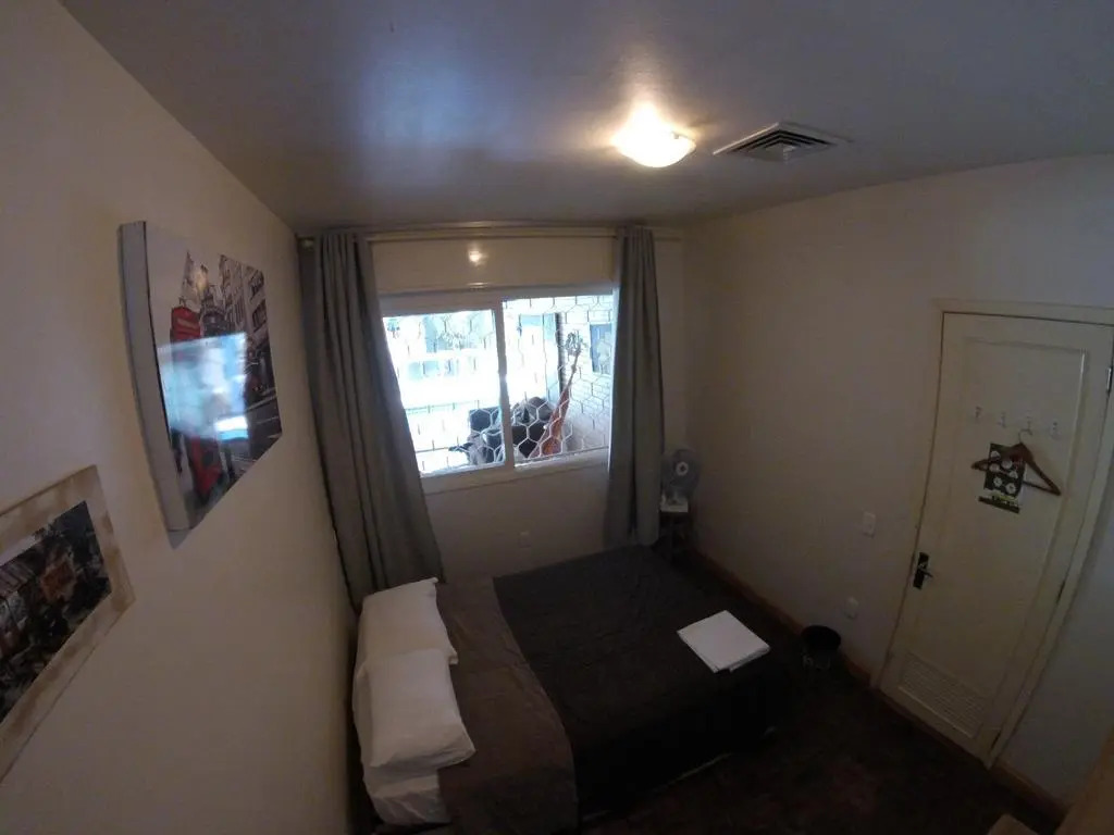 Hostel 142