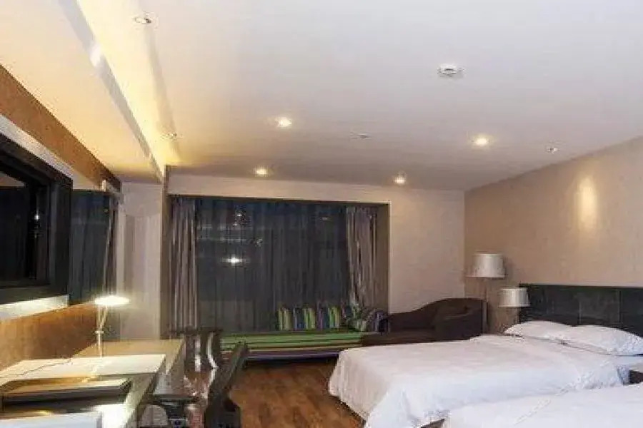 Fenghuang Xingyuan Hotel