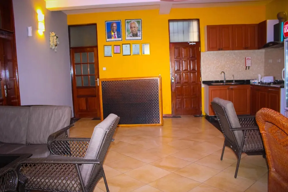 Hillstarh Hotel