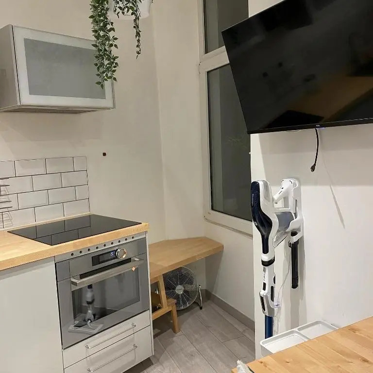 MRTN APARTMENTS Studio & Suites - Aix-les-Bains, hypercentre