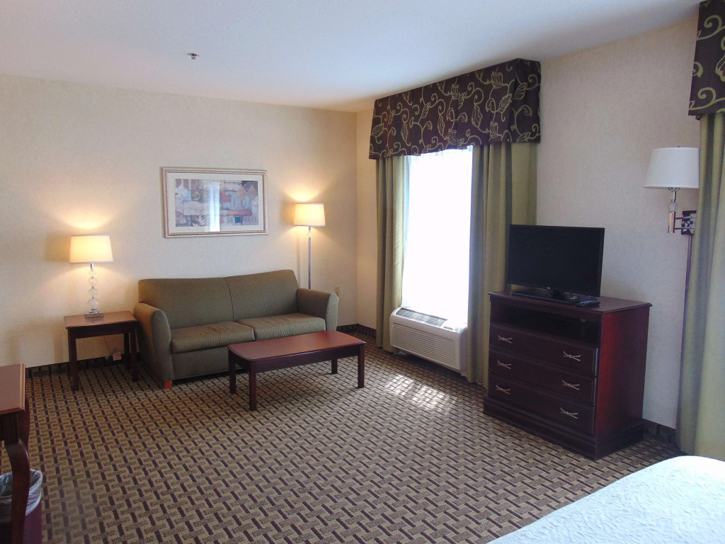 Hampton Inn & Suites Cleveland-Mentor