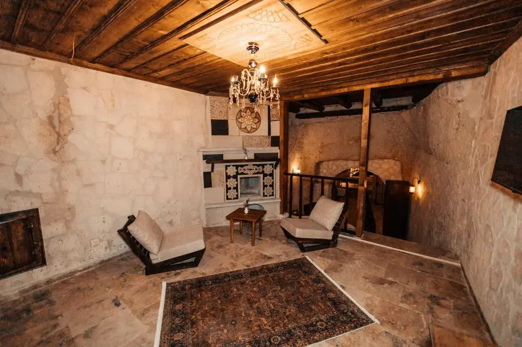 Vanessa Cave Hotel