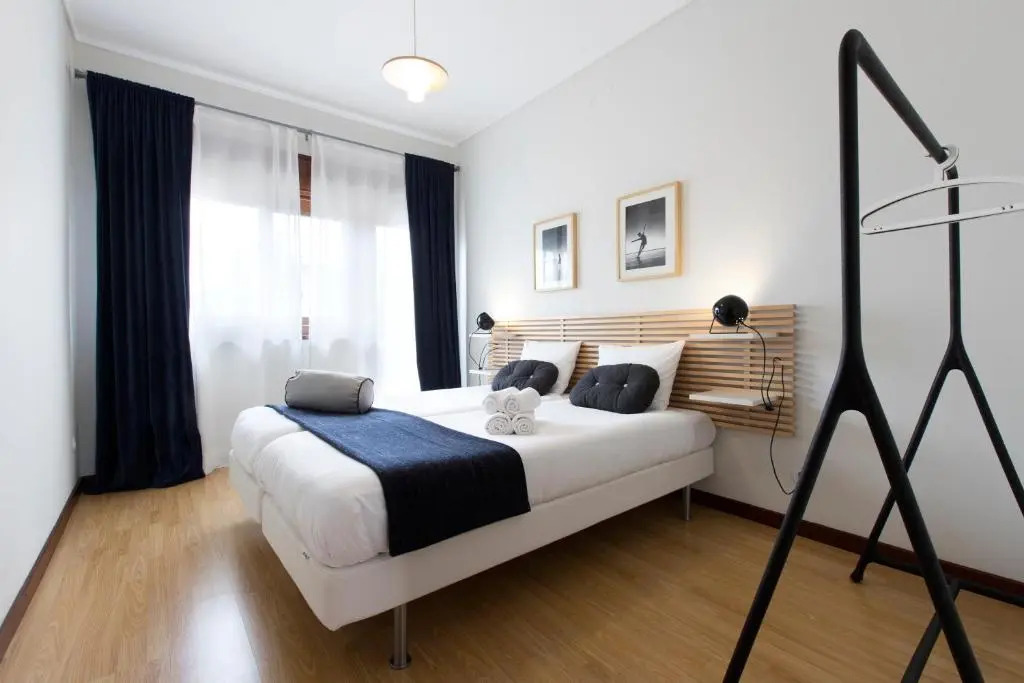 Spacious and Bright City Apartment I - 4 floor NO ELEVATOR