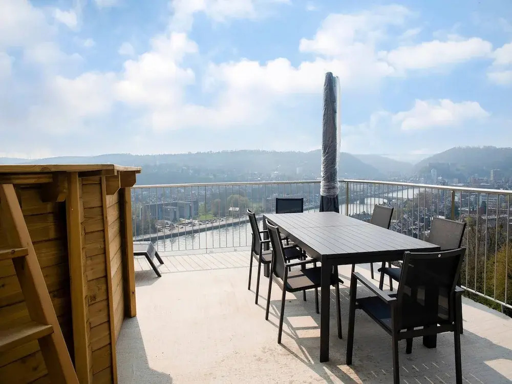 Holiday home in HUY near town center