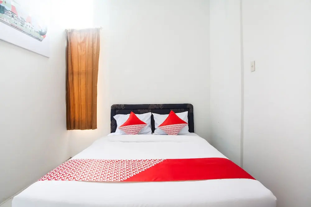Hotel Anugerah by OYO Rooms